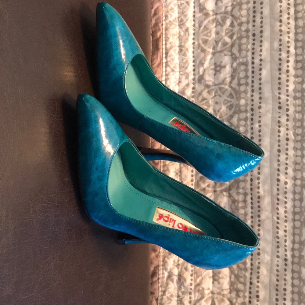 Two Lips Shoes
